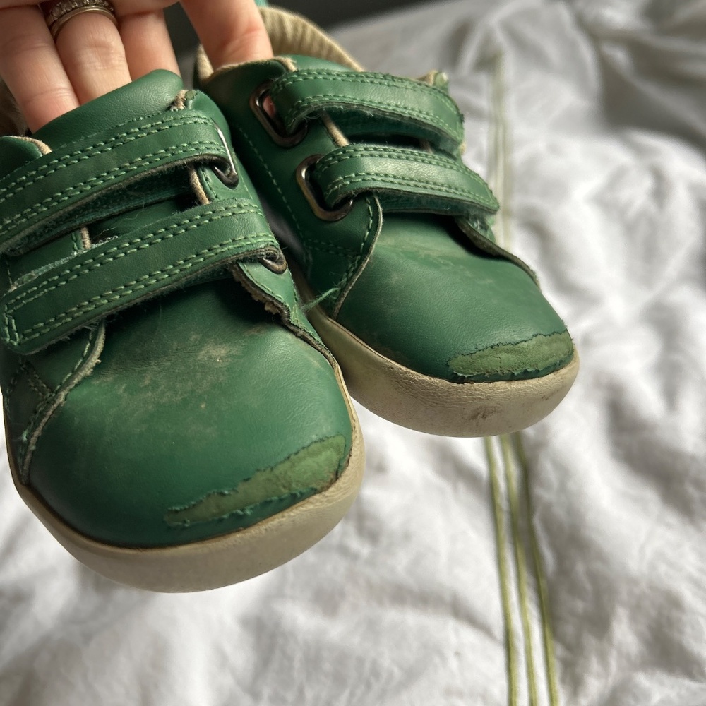 Ten Little Shoe Bundle, sizes 7.5, 8.5, 9, 9.5 - Picture 6 of 8